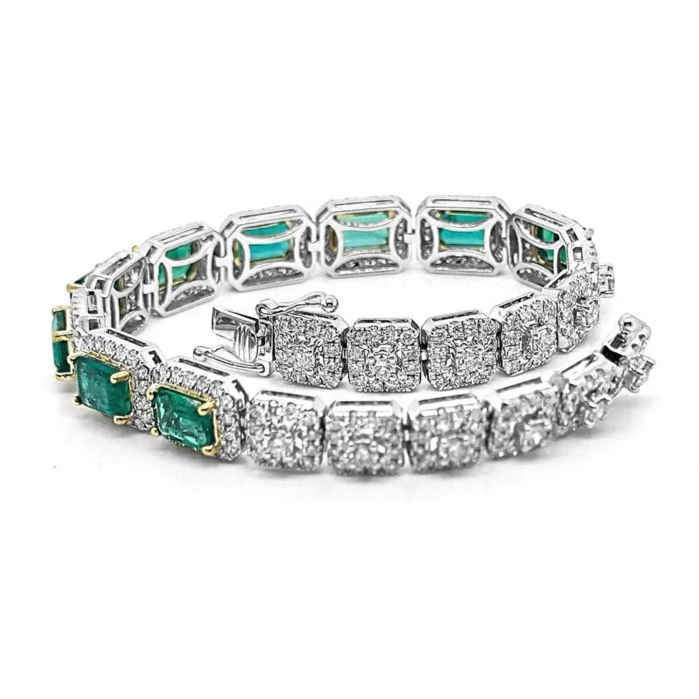24.84 Carats Emerald and White Diamond White Gold Bracelet - Picture 2 of 6